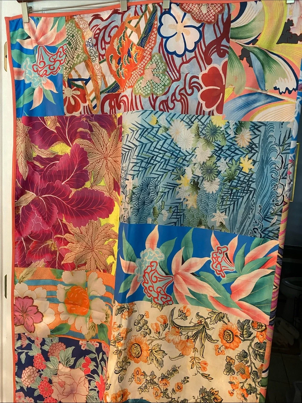 Johnny Was “Grace Bright Beach Blanket” Reversible, Colorful Florals 65x70 NIB